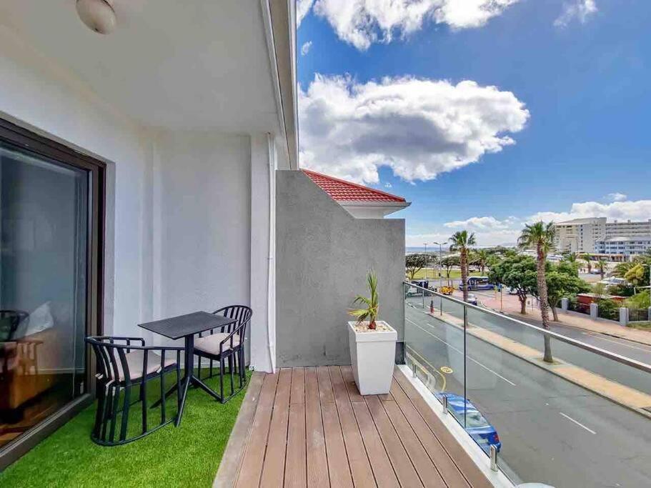Footsteps To Promenade +inverter + Pets Apartamento *